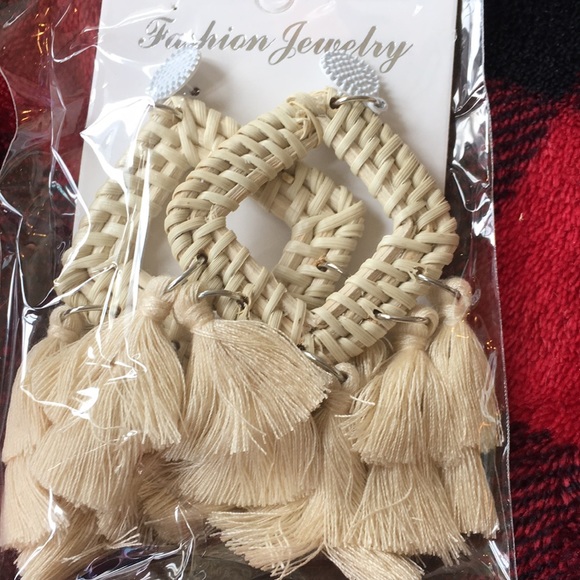 Boho earrings - Picture 1 of 2